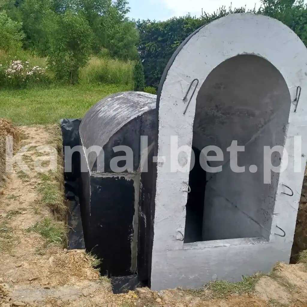 Piwnica na przetwory i słoiki – betonowa piwnica ogrodowa — miniatura 5