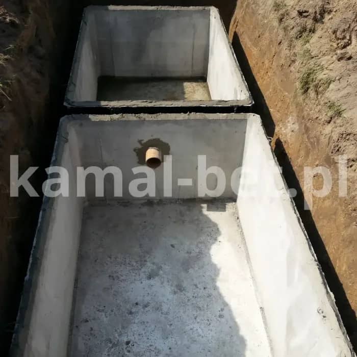 zbiorniki łączone na krótszej ścianie w wykopie